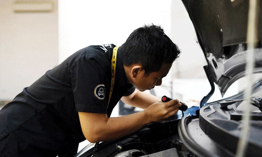 Cara Cek Odometer Mobil Bekas: Deteksi Kilometer Diputar